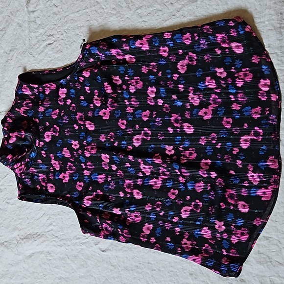 Vince Camuto High Neck Sleeveless Top Blouse Xsmall - Picture 6 of 11